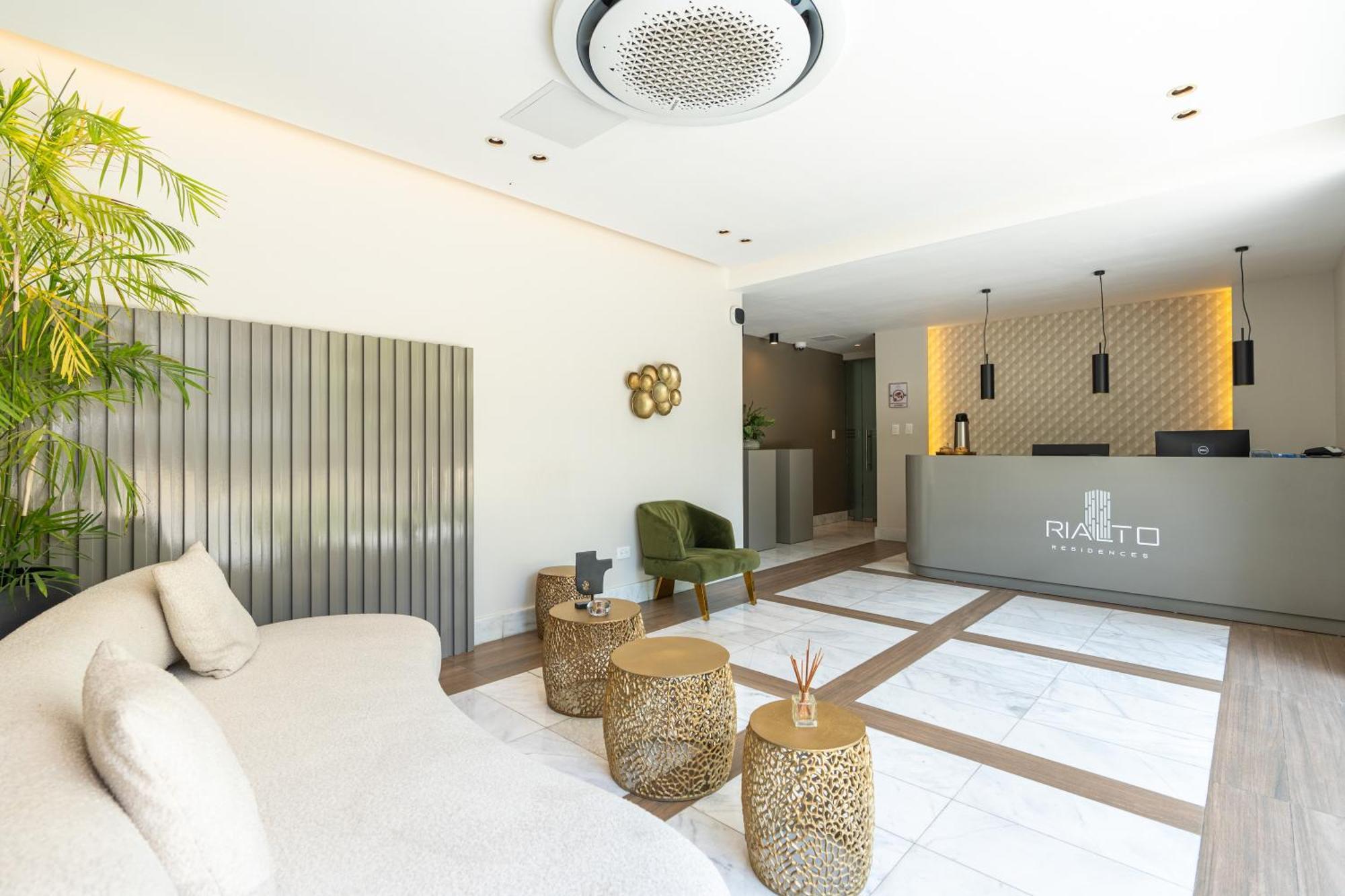 Modern Luxury Condo With Rooftop Pool & Gym Santiago De Los Caballeros Eksteriør billede